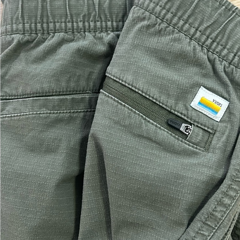 Vuori joggers
